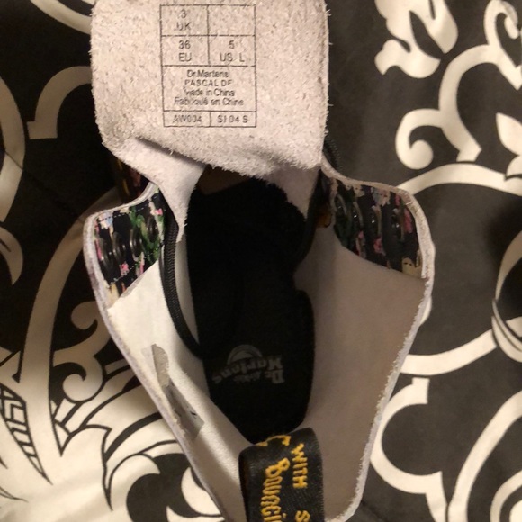 New! Dr Martens Darcy Flowers 🌺 5/36 - Picture 8 of 8